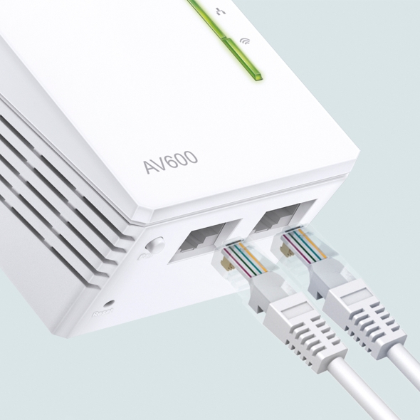 TP-Link TL-WPA4220KIT 300Mbps AV600 Wi-Fi Powerline Extender Starter Kit
